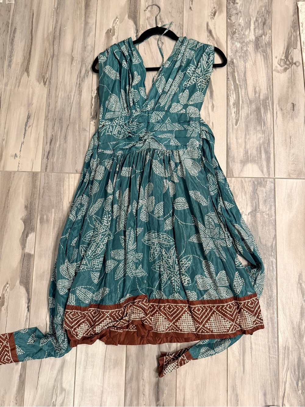 BCBGMaxAzria Teal Floral Sleeveless Midi Dress with Brown Trim